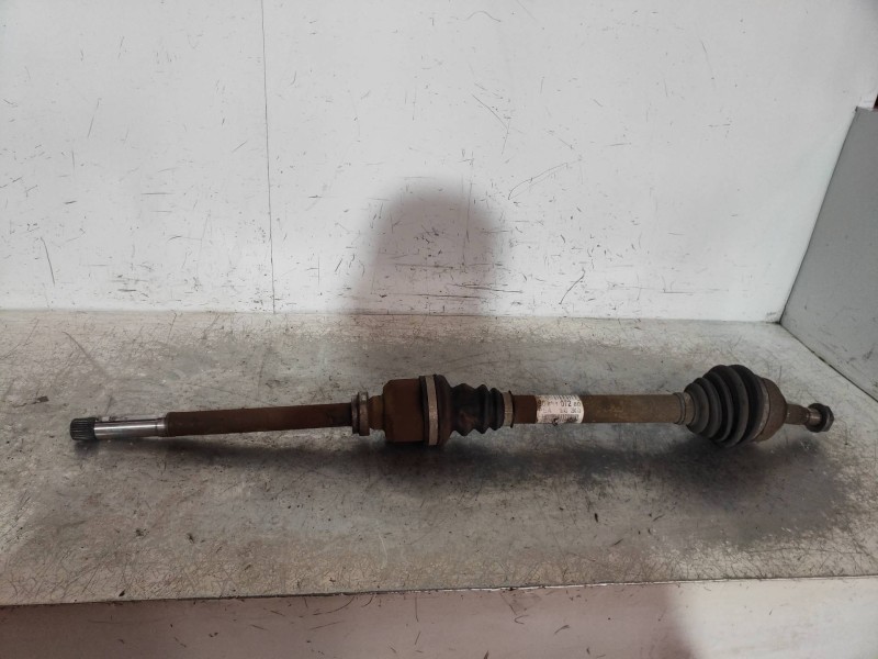 Recambio de transmision delantera derecha para peugeot 308 confort referencia OEM IAM 9661107280  