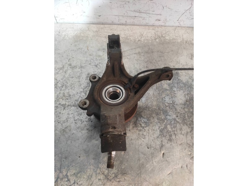 Recambio de mangueta delantera derecha para peugeot 308 confort referencia OEM IAM   