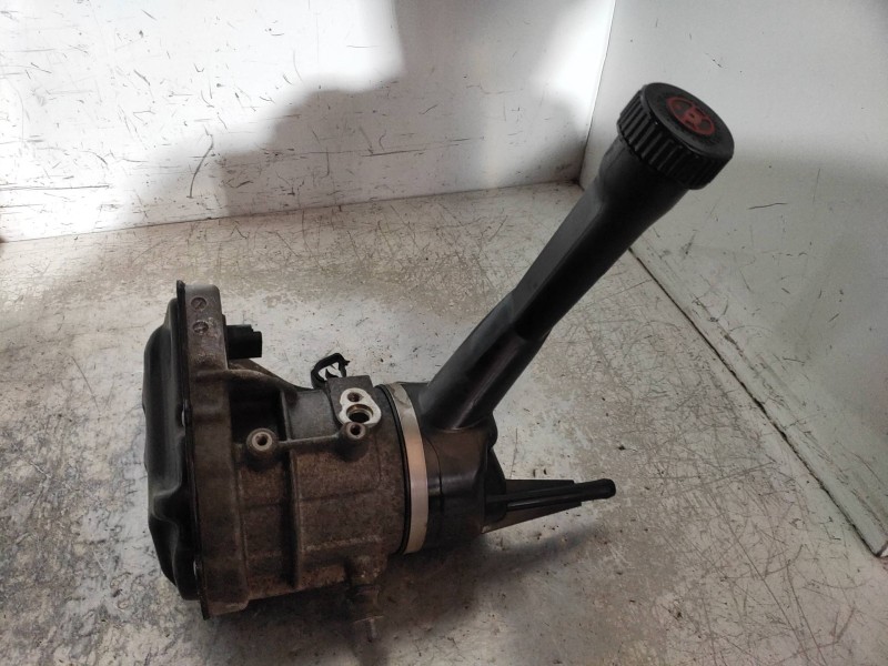 Recambio de bomba direccion para peugeot 308 confort referencia OEM IAM 9684979180 A0015321 