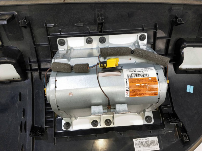 Recambio de kit airbag para volvo v50 familiar 2.0 d kinetic referencia OEM IAM   