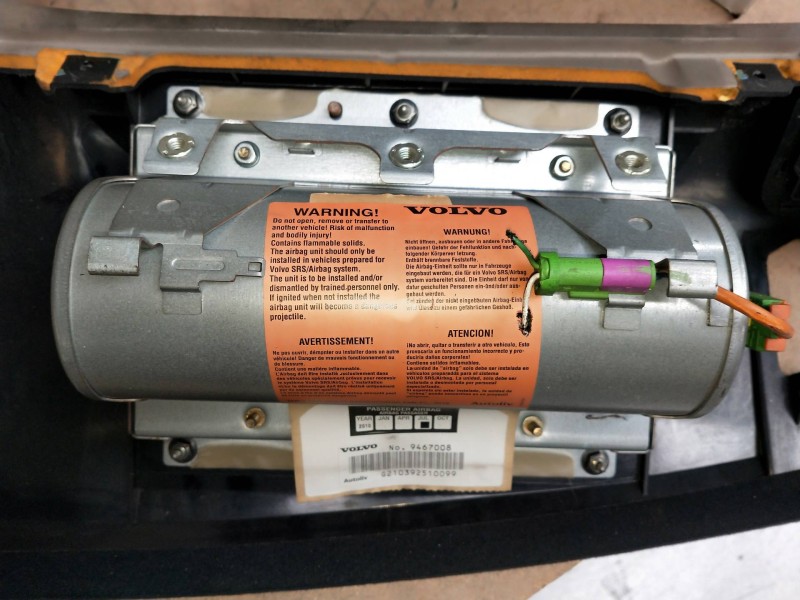 Recambio de kit airbag para volvo s70 berlina 2.5 turbodiesel referencia OEM IAM   