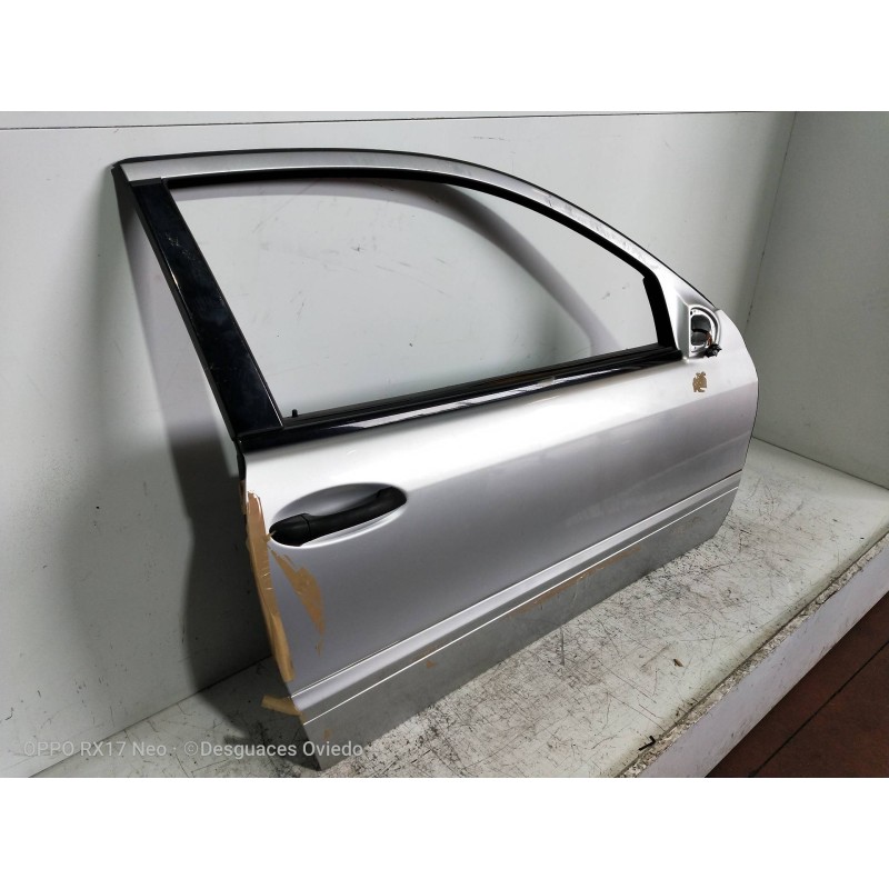 Recambio de puerta delantera derecha para mercedes clase c (w203) sportcoupe c 200 compressor (203.745) referencia OEM IAM  3P C
