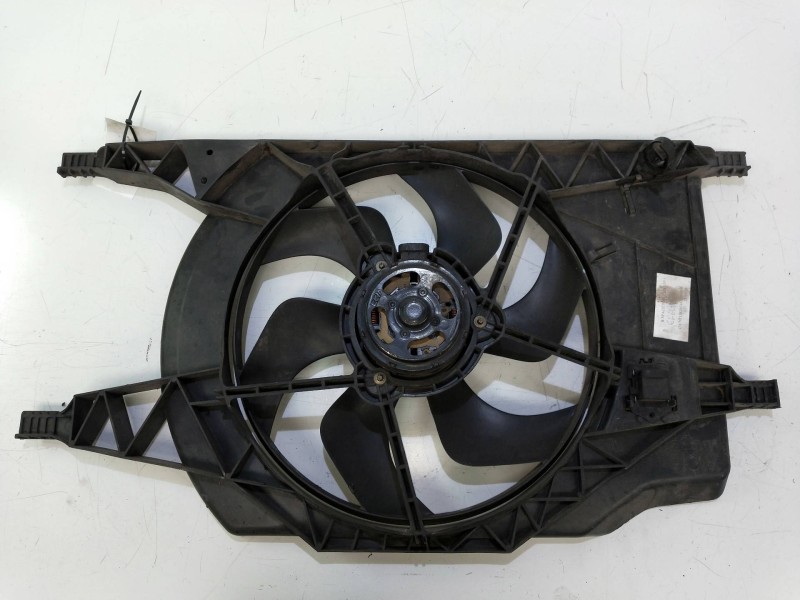 Recambio de electroventilador para renault espace iv (jk0) 2.2 dci turbodiesel referencia OEM IAM 1831246K00  