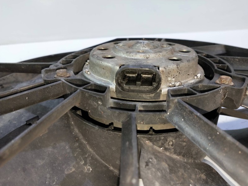 Recambio de electroventilador para renault kangoo (f/kc0) 1.5 dci diesel referencia OEM IAM 8200103801 5020233 