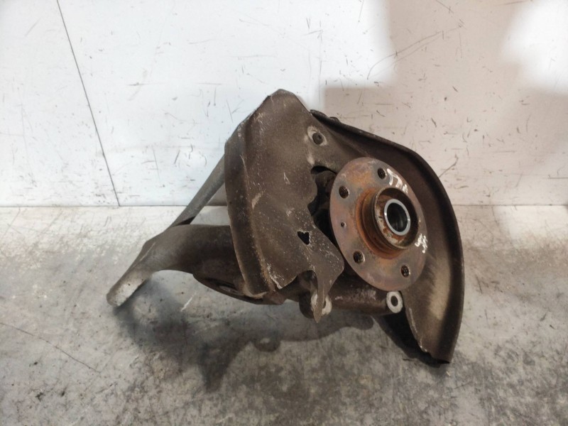 Recambio de mangueta trasera derecha para audi a5 coupe (8t) 3.0 tdi quattro referencia OEM IAM   