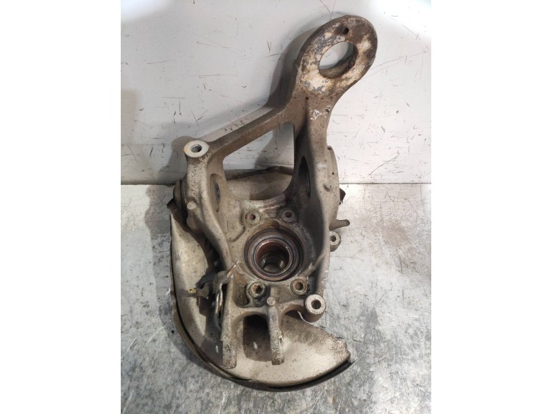 Recambio de mangueta trasera derecha para audi a5 coupe (8t) 3.0 tdi quattro referencia OEM IAM   