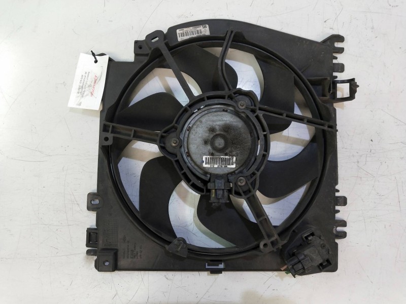 Recambio de electroventilador para renault clio iii 1.5 dci diesel referencia OEM IAM 8200748439 1832064000 