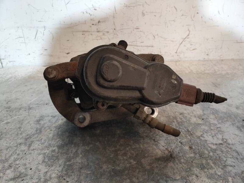 Recambio de pinza freno trasera derecha para audi a5 coupe (8t) 3.0 tdi quattro referencia OEM IAM   
