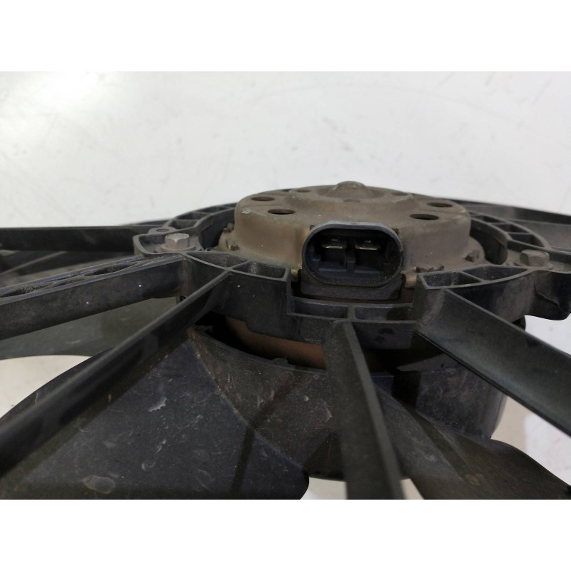 Recambio de electroventilador para renault clio ii fase ii (b/cb0) pack authentique referencia OEM IAM 7700428659J 9020938 