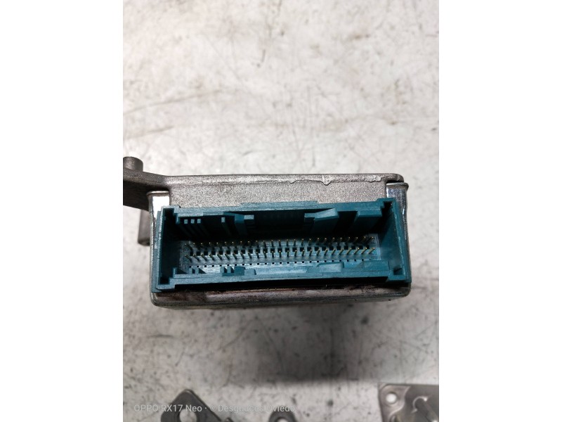 Recambio de centralita airbag para renault trafic combi (ab 4.01) referencia OEM IAM 605488300 8200435339A 93854786 Recambio de centralita airbag para renault trafic combi (ab 4.01) referencia OEM IAM 605488300 8200435339A 93854786