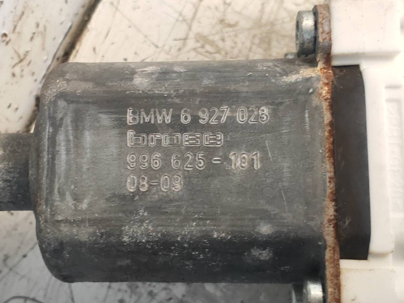 Recambio de elevalunas delantero derecho para bmw serie 3 touring (e91) 320d referencia OEM IAM 6927028 996625101 5P R