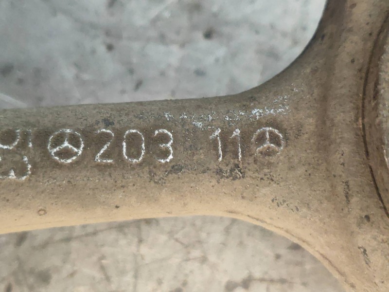 Recambio de brazo suspension inferior delantero derecho para mercedes clase c (w203) sportcoupe c 200 compressor (203.745) refer