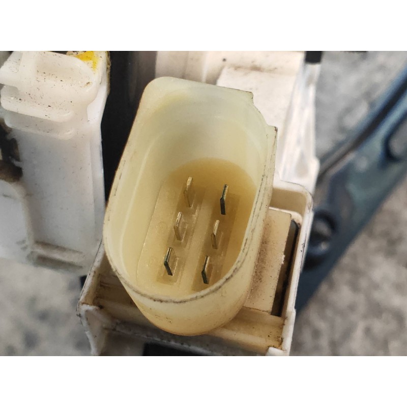 Recambio de elevalunas delantero derecho para bmw serie 3 touring (e91) 320d referencia OEM IAM 6927028 996625101 5P R