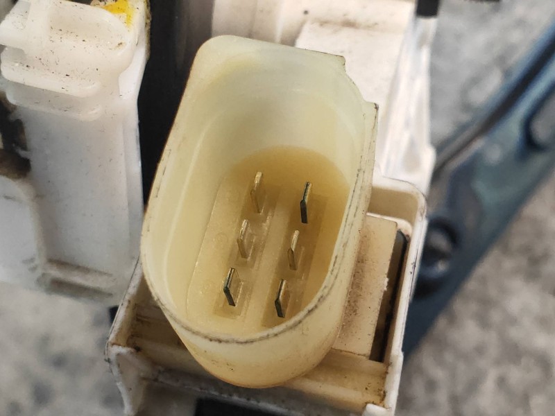 Recambio de elevalunas delantero derecho para bmw serie 3 touring (e91) 320d referencia OEM IAM 6927028 996625101 5P R