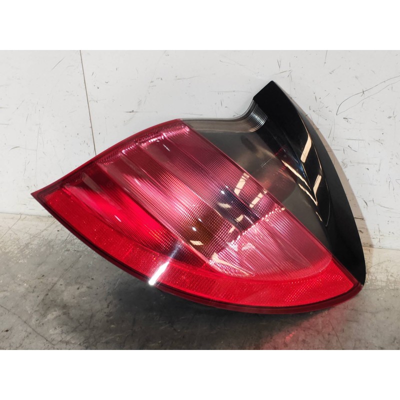 Recambio de piloto trasero derecho para mercedes clase c (w203) sportcoupe c 200 compressor (203.745) referencia OEM IAM 2038200