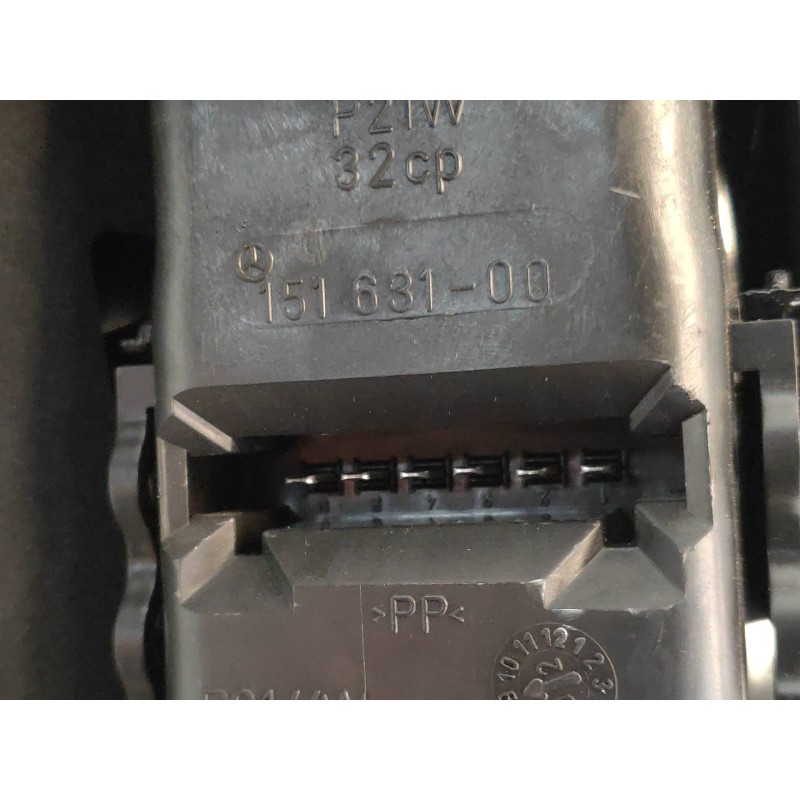 Recambio de piloto trasero derecho para mercedes clase c (w203) sportcoupe c 200 compressor (203.745) referencia OEM IAM 2038200