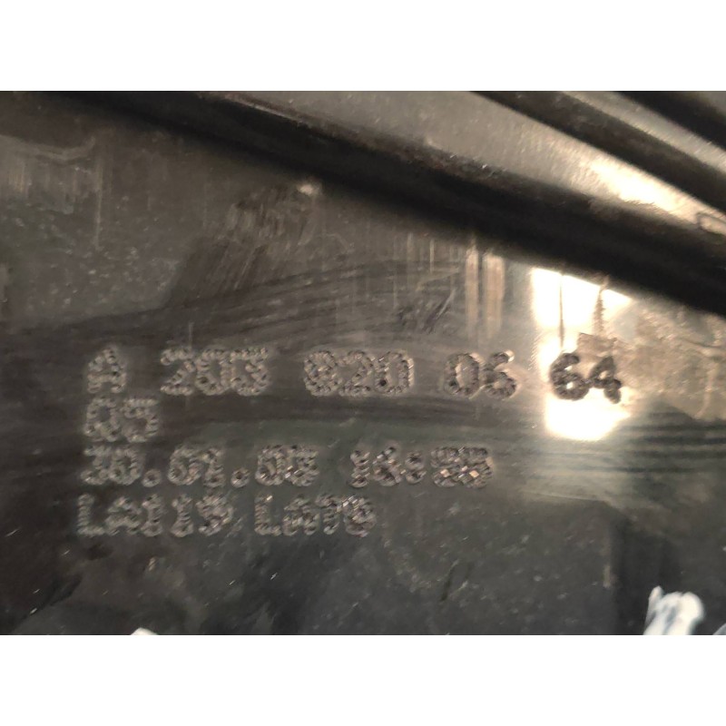 Recambio de piloto trasero derecho para mercedes clase c (w203) sportcoupe c 200 compressor (203.745) referencia OEM IAM 2038200