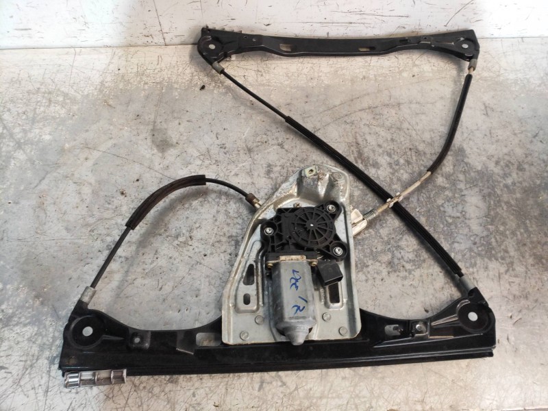 Recambio de elevalunas delantero izquierdo para mercedes clase c (w203) sportcoupe c 200 compressor (203.745) referencia OEM IAM