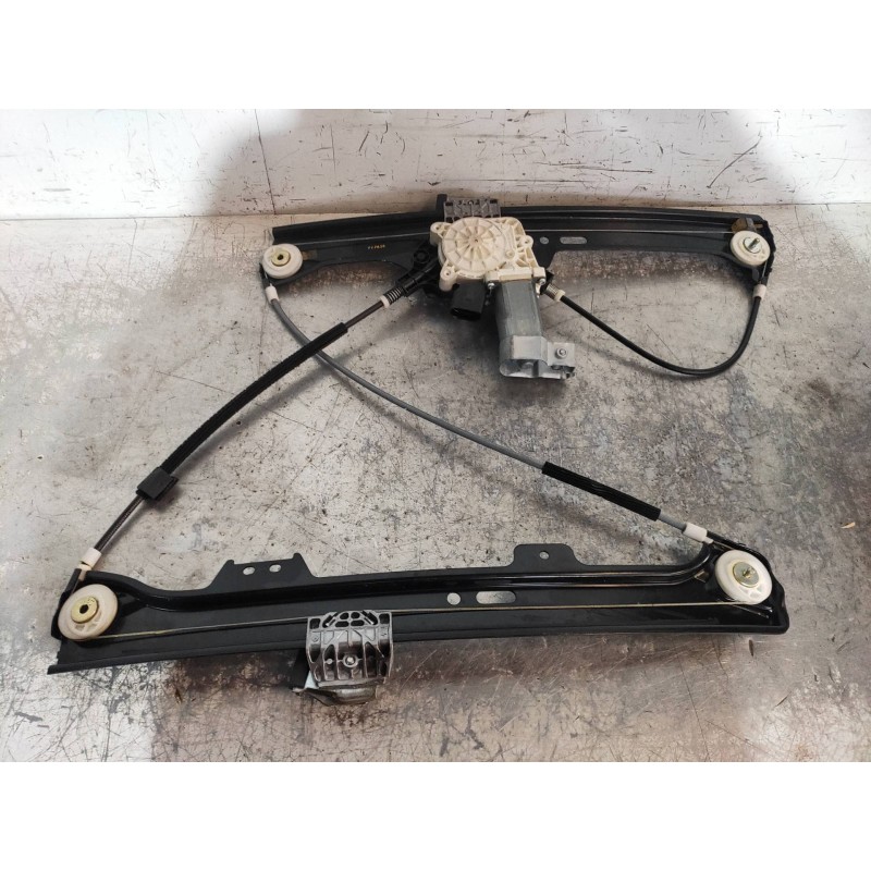 Recambio de elevalunas delantero derecho para bmw serie 5 berlina (e60) m5 referencia OEM IAM 6922268 994441104 7746005304 5P