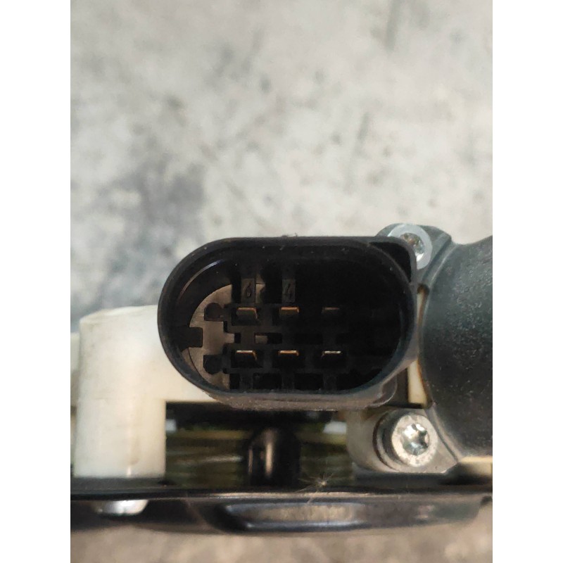 Recambio de elevalunas trasero izquierdo para bmw serie 5 berlina (e60) m5 referencia OEM IAM 6922319 994437102 7746005502 5P