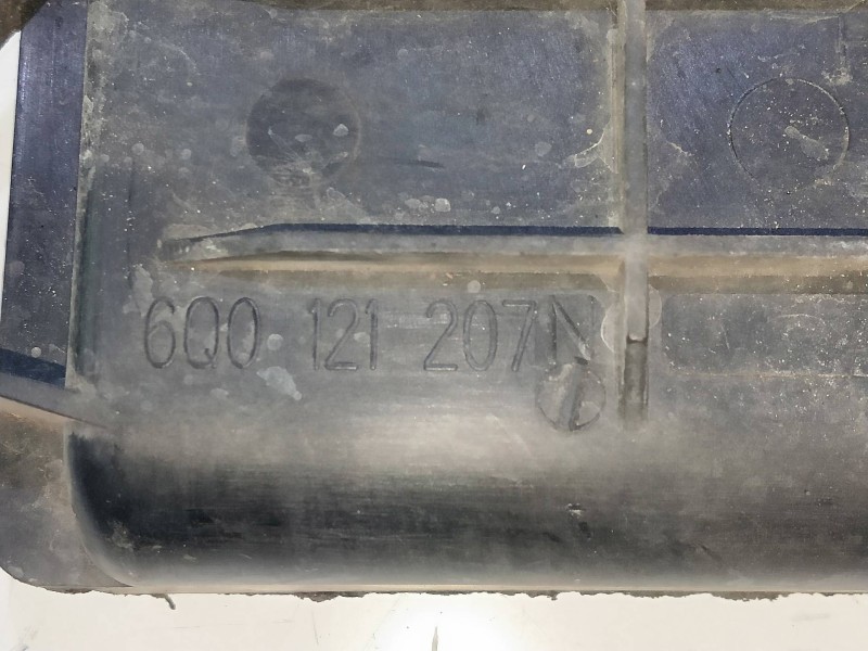 Recambio de electroventilador para skoda praktik 1.4 tdi referencia OEM IAM 6Q0121207N  