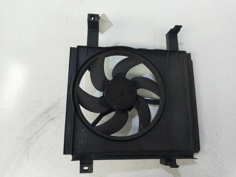 Recambio de electroventilador para smart coupe 0.8 cdi cat referencia OEM IAM 8240374  