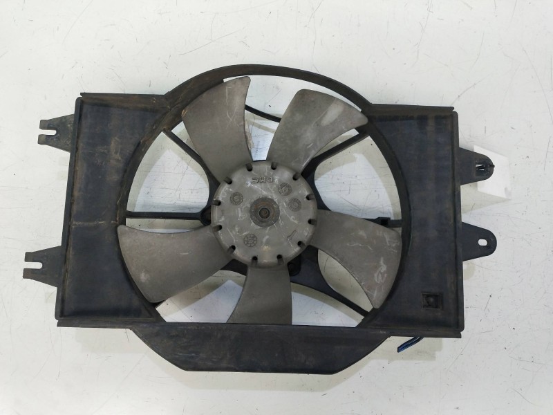 Recambio de electroventilador para ssangyong musso referencia OEM IAM 6842005000  