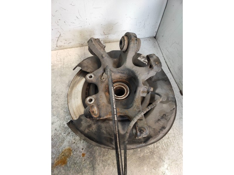 Recambio de mangueta trasera izquierda para bmw serie 3 coupe (e92) 320d referencia OEM IAM 676157909  33322406291