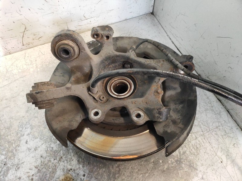Recambio de mangueta trasera izquierda para bmw serie 3 coupe (e92) 320d referencia OEM IAM 676157909  33322406291