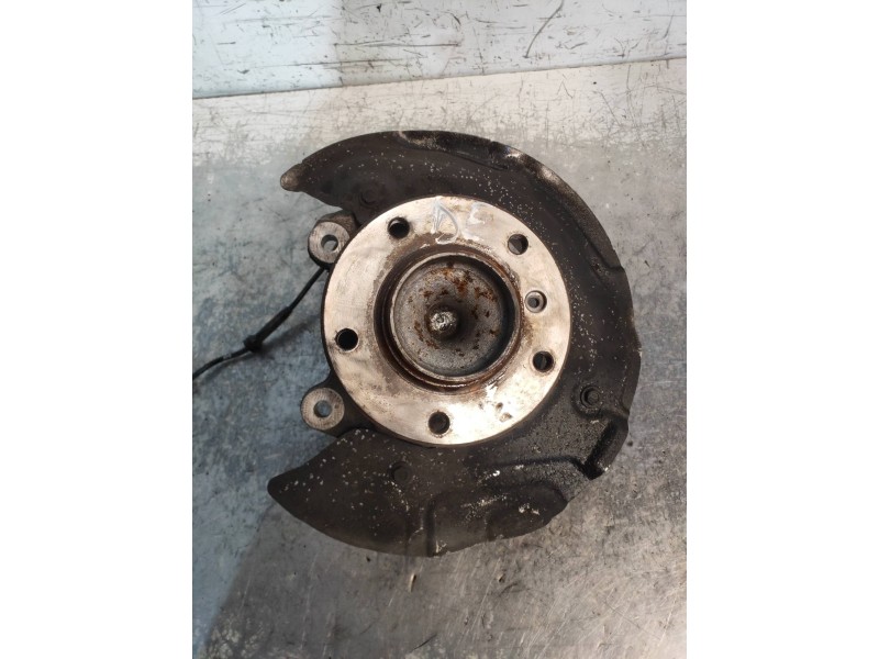 Recambio de mangueta delantera derecha para bmw serie 3 coupe (e92) 320d referencia OEM IAM 3121676444403  31216793924