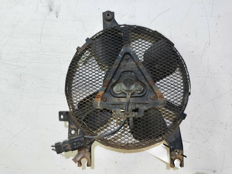 Recambio de electroventilador para toyota 4-runner (n13) 3.0 turbodiesel referencia OEM IAM    Recambio de electroventilador para toyota 4-runner (n13) 3.0 turbodiesel referencia OEM IAM