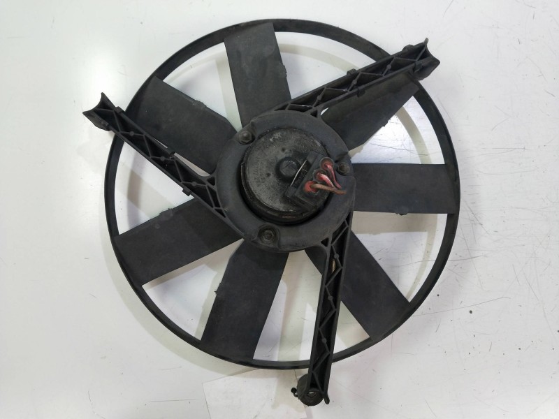 Recambio de electroventilador para volkswagen polo berlina (6n1) 1.9 sdi referencia OEM IAM 0130107284   Recambio de electroventilador para volkswagen polo berlina (6n1) 1.9 sdi referencia OEM IAM 0130107284