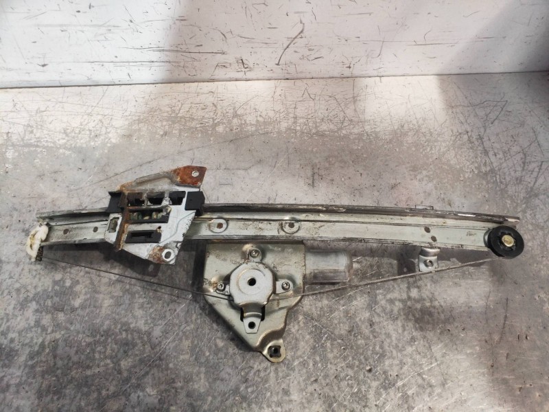 Recambio de elevalunas trasero derecho para mitsubishi grandis (na0w) 2.0 di-d inform referencia OEM IAM 0620402220 989947 5P