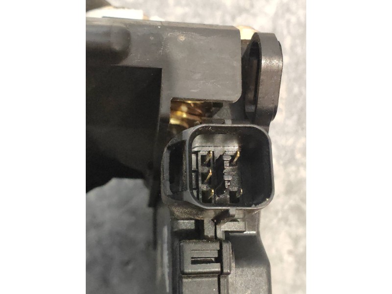 Recambio de motor cierre centralizado delantero izquierdo para mitsubishi grandis (na0w) 2.0 di-d inform referencia OEM IAM   