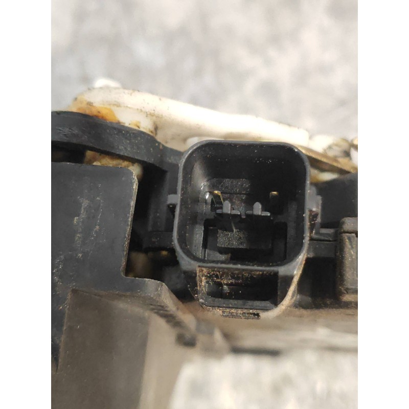 Recambio de motor cierre centralizado trasero izquierdo para mitsubishi grandis (na0w) 2.0 di-d inform referencia OEM IAM   