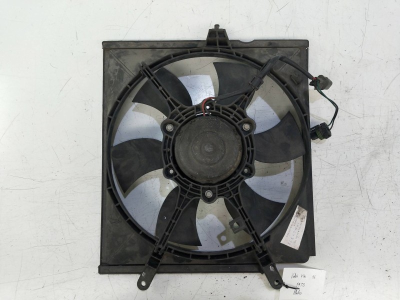 Recambio de electroventilador para volvo v40 familiar 1.9 diesel referencia OEM IAM 8240213  