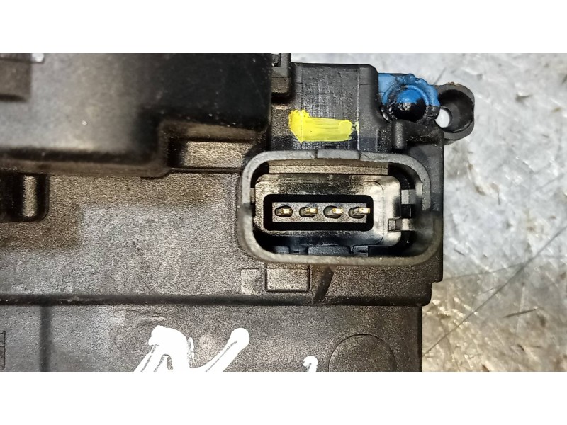 Recambio de motor cierre centralizado delantero derecho para renault scenic iii dynamique referencia OEM IAM   