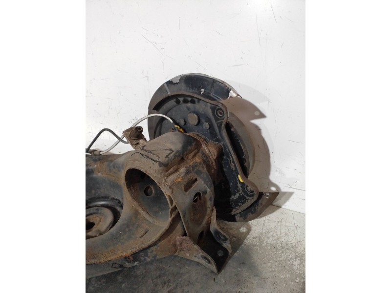 Recambio de mangueta trasera derecha para mitsubishi grandis (na0w) 2.0 di-d inform referencia OEM IAM   