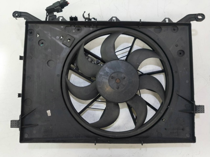 Recambio de electroventilador para volvo s80 berlina 2.5 turbodiesel referencia OEM IAM 30680547 0130303909 
