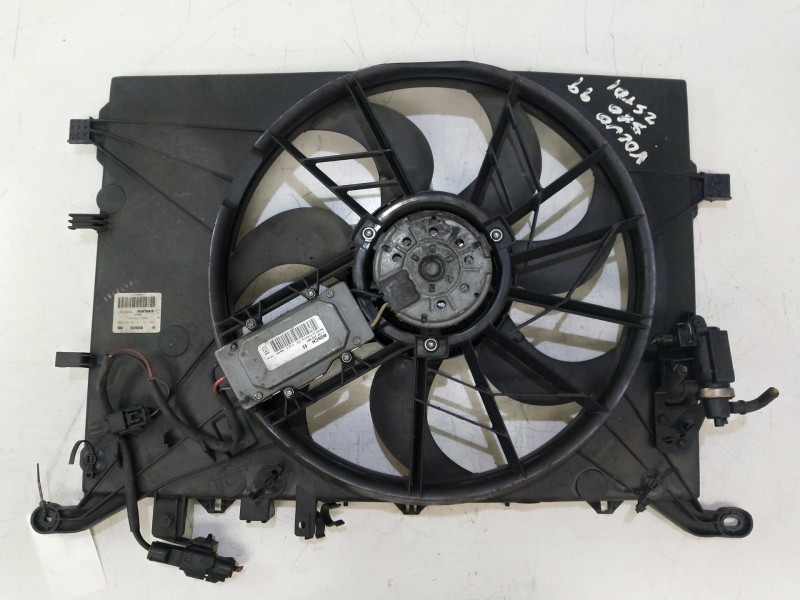Recambio de electroventilador para volvo s80 berlina 2.5 turbodiesel referencia OEM IAM 30680547 0130303909 