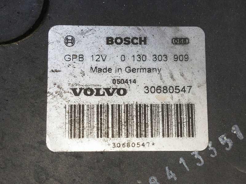 Recambio de electroventilador para volvo s80 berlina 2.5 turbodiesel referencia OEM IAM 30680547 0130303909 