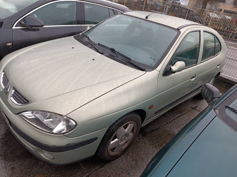 renault megane i fase 2 berlina (ba0) del año 2000