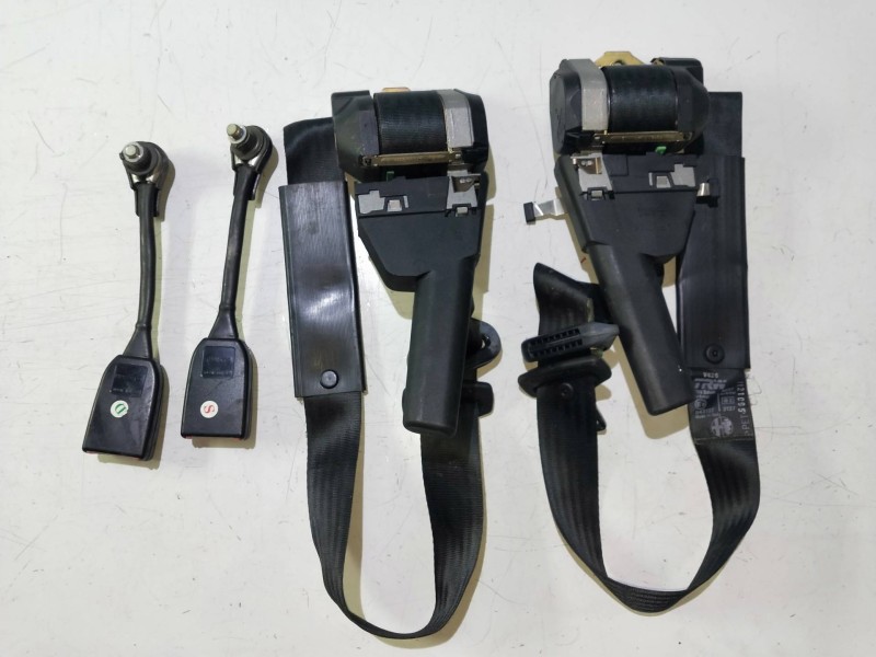 Recambio de juego cinturones delantero para alfa romeo 145 1.8 16v cat referencia OEM IAM   3P