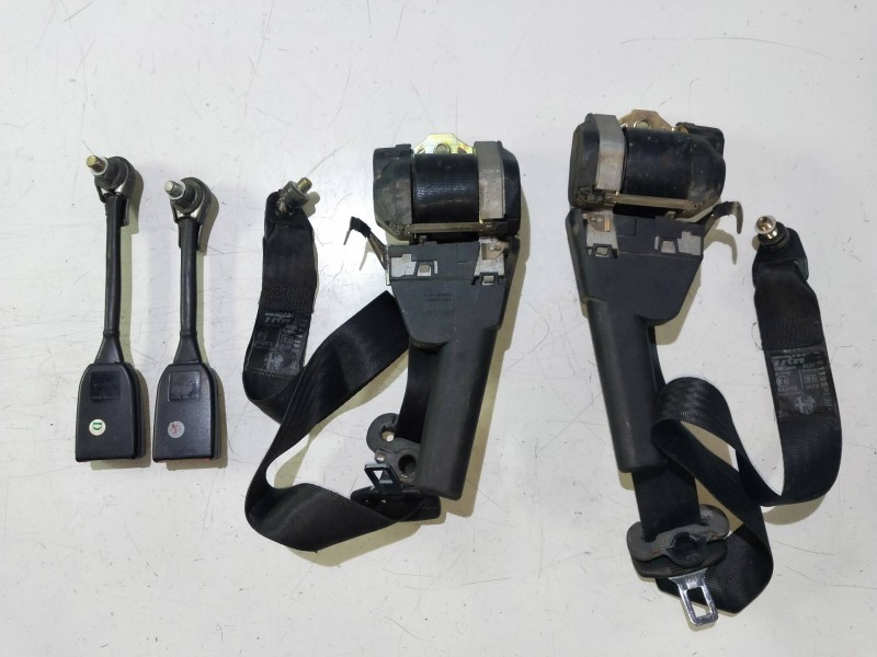 Recambio de juego cinturones delantero para alfa romeo 146 1.9 jtd cat referencia OEM IAM   5P