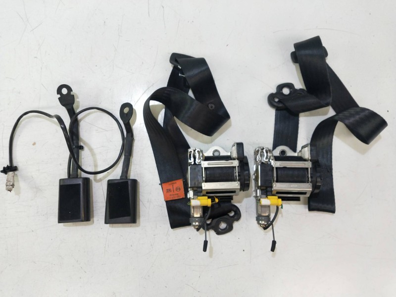 Recambio de juego cinturones delantero para alfa romeo 147 (190) 1.6 16v cat referencia OEM IAM   3P
