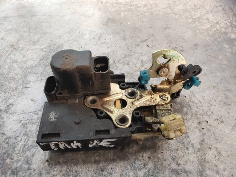 Recambio de motor cierre centralizado trasero derecho para chevrolet aveo lt referencia OEM IAM   