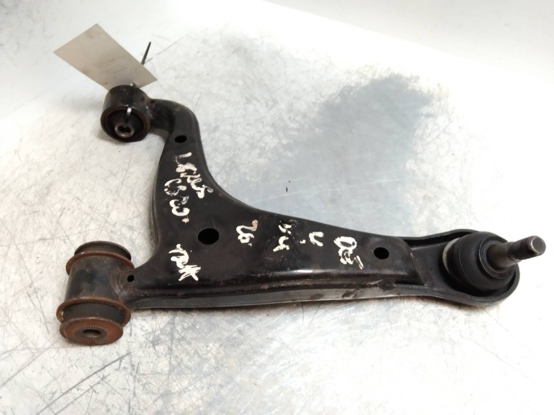 Recambio de brazo suspension inferior trasero derecho para lexus is200 (gxe10) 2.0 cat referencia OEM IAM   