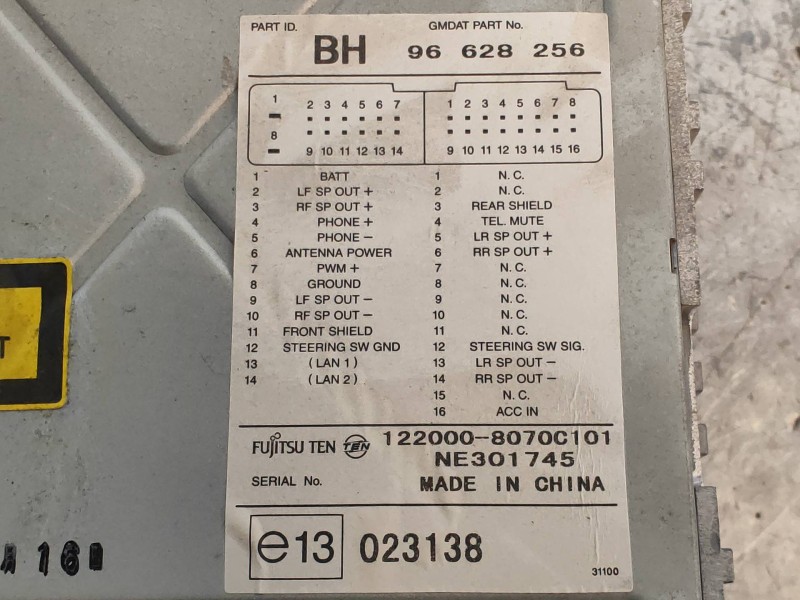 Recambio de sistema audio / radio cd para chevrolet aveo lt referencia OEM IAM 96628256 1220008070C101 