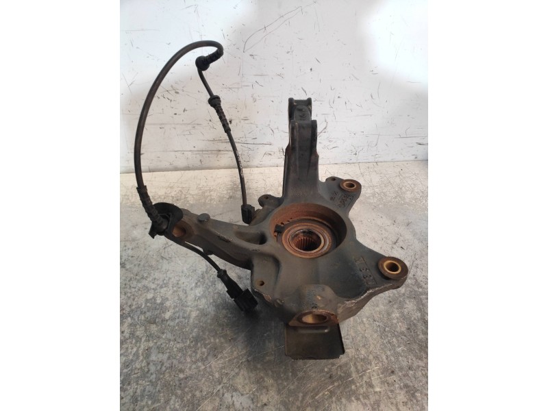 Recambio de mangueta delantera izquierda para renault megane iii berlina 5 p business referencia OEM IAM   