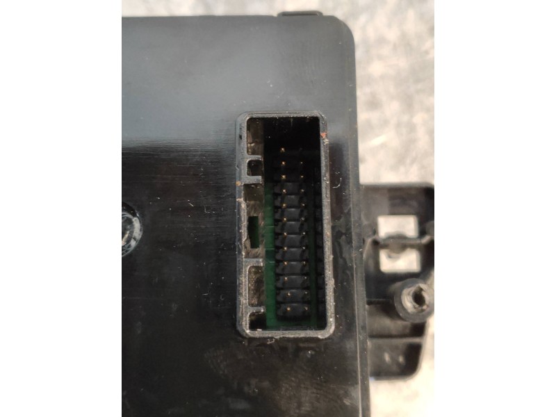 Recambio de mando calefaccion / aire acondicionado para renault megane iii berlina 5 p business referencia OEM IAM E1068420 2751